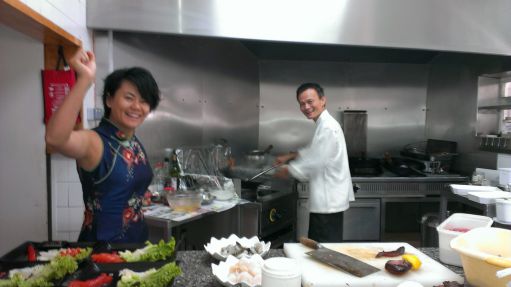 Lili et Wo vous souhaitent la bienvenue dans leur restaurant chinois, proche de Nantes